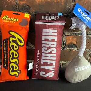 New 3 Hershey's Chocolate Dog Toys Reese's York Peppermint vinyl squeaky noise